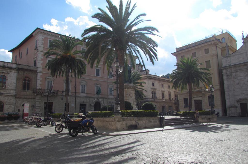 Apartamento Dietro Piazza Ascoli Piceno Exterior foto